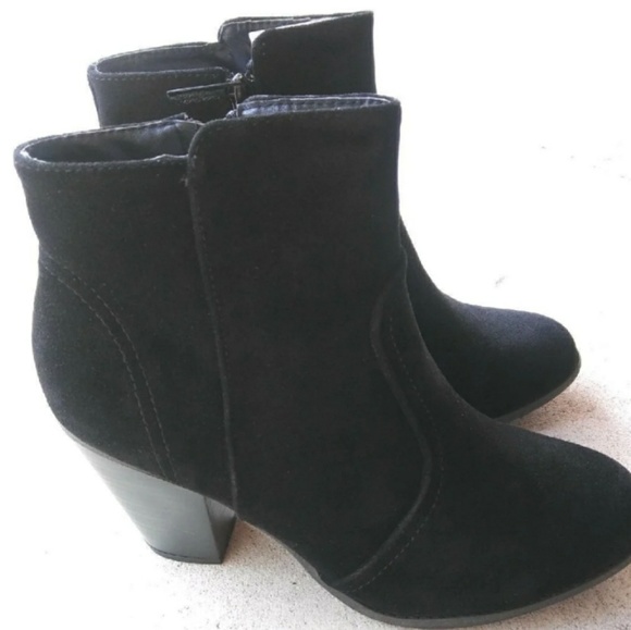 New Women's Black Ankle Boots Side Zipper - Picture 3 of 4